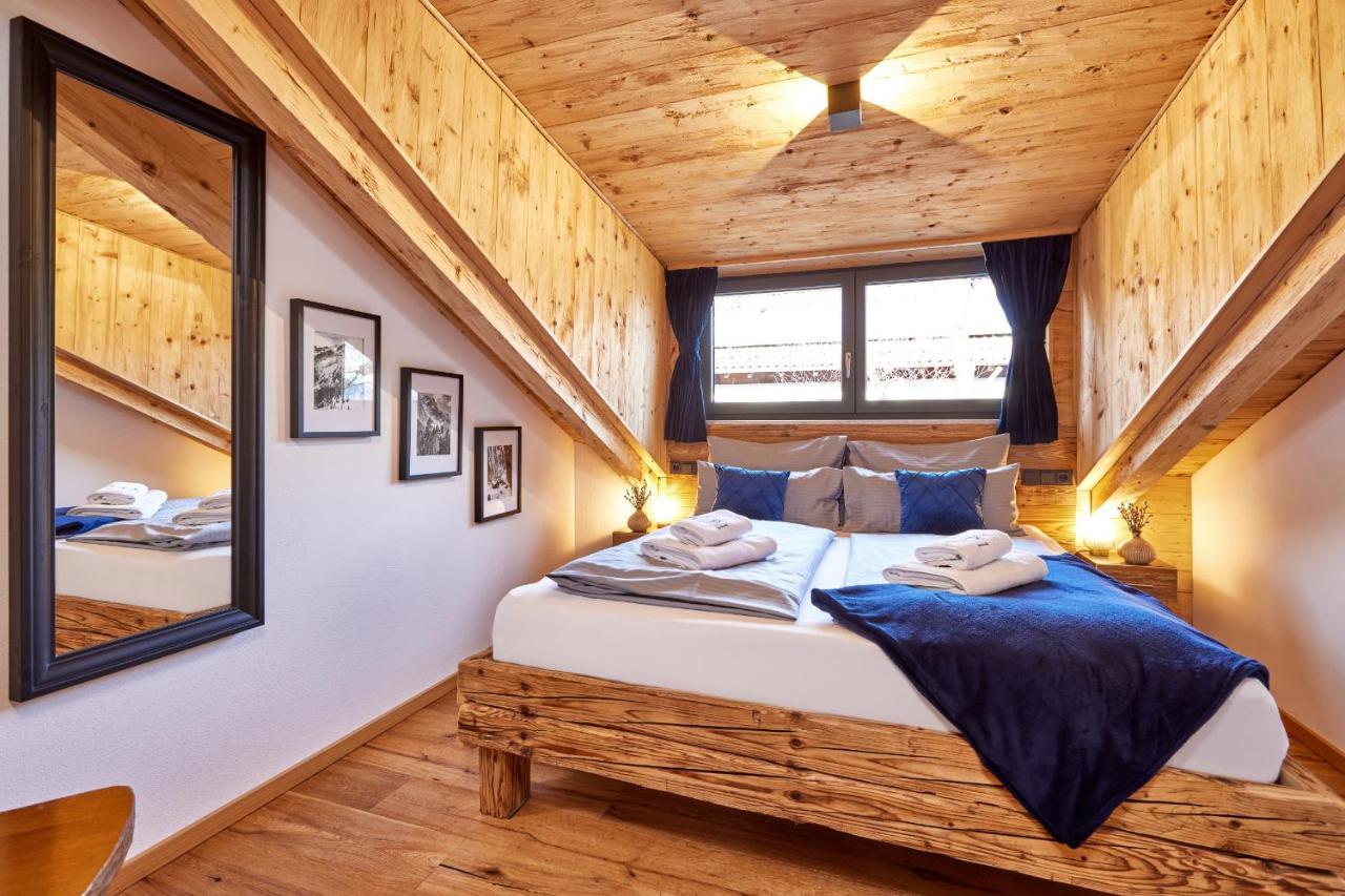 Chalet Alpi Garmisch-Partenkirchen Exteriör bild