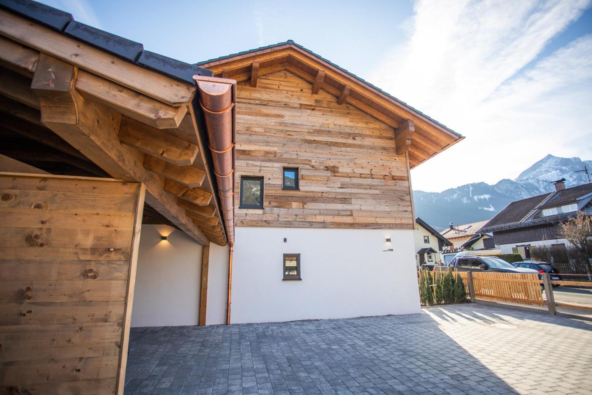 Chalet Alpi Lägenhet Garmisch-Partenkirchen Exteriör bild